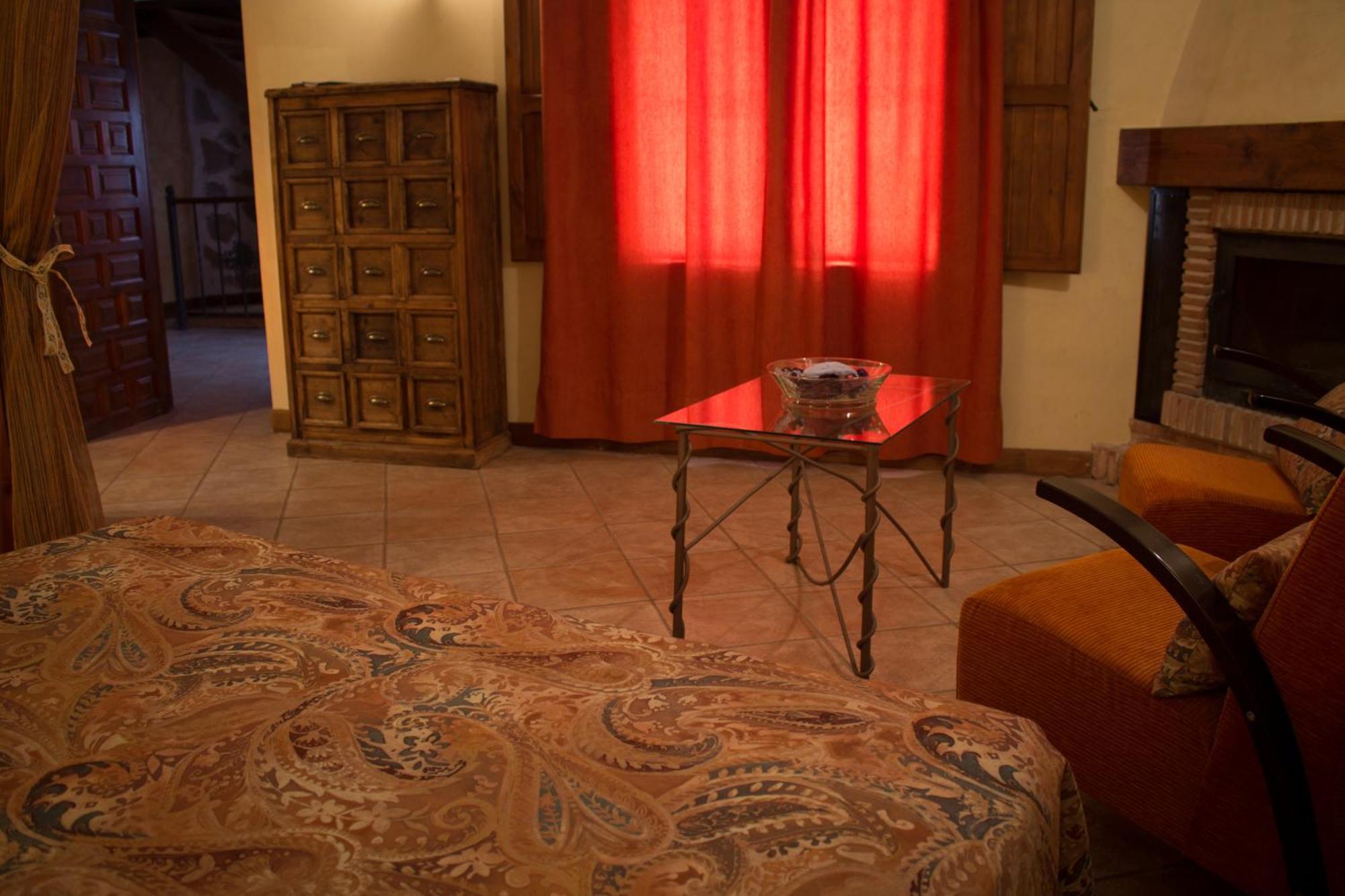 Casa Rural La Carreteria Camanas Номер фото